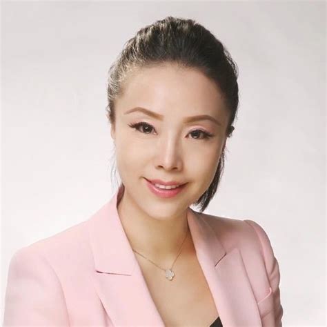 Grace Gui – RE/MAX 888 – Walnut, California .